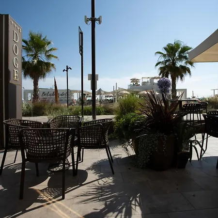 Ξενοδοχείο Doge 3*